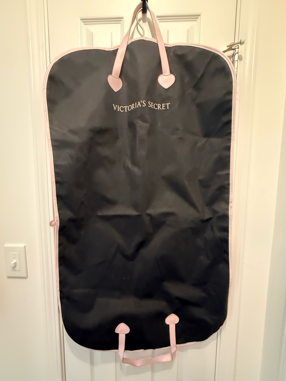 Victoria's Secret Black and Pink Travel Garment Bag Full Zipper with Handles